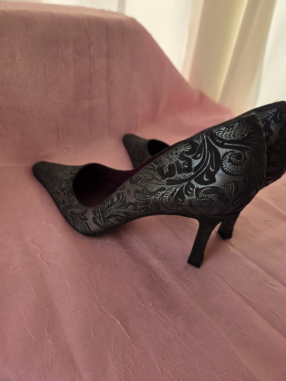 Martinez Valero Black & Grey Velvet Paisley Embossed Pumps Heels Made In Spain 9 - Picture 7 of 16
